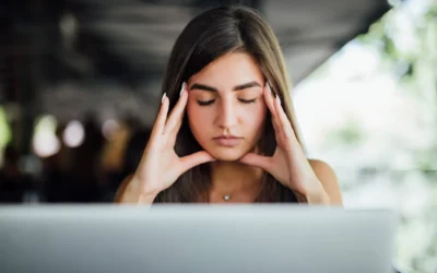 El impacto del estrés en la salud de tus encías y cómo prevenirlo